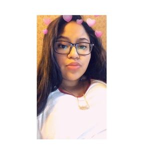 Meet your Posher, Marisol